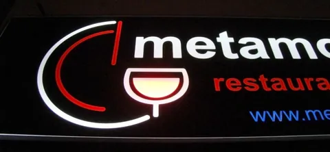 Kaseton reklamowy z animacją