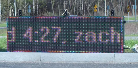 80×24 — parametr: zachód słońca